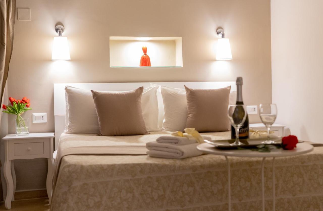 Reginella Duomo Apartment Наполи Екстериор снимка