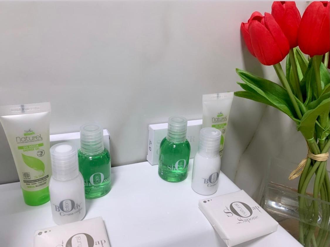 Reginella Duomo Apartment Наполи Екстериор снимка